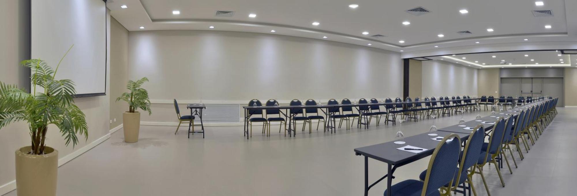 Hotel Deville Curitiba Dış mekan fotoğraf