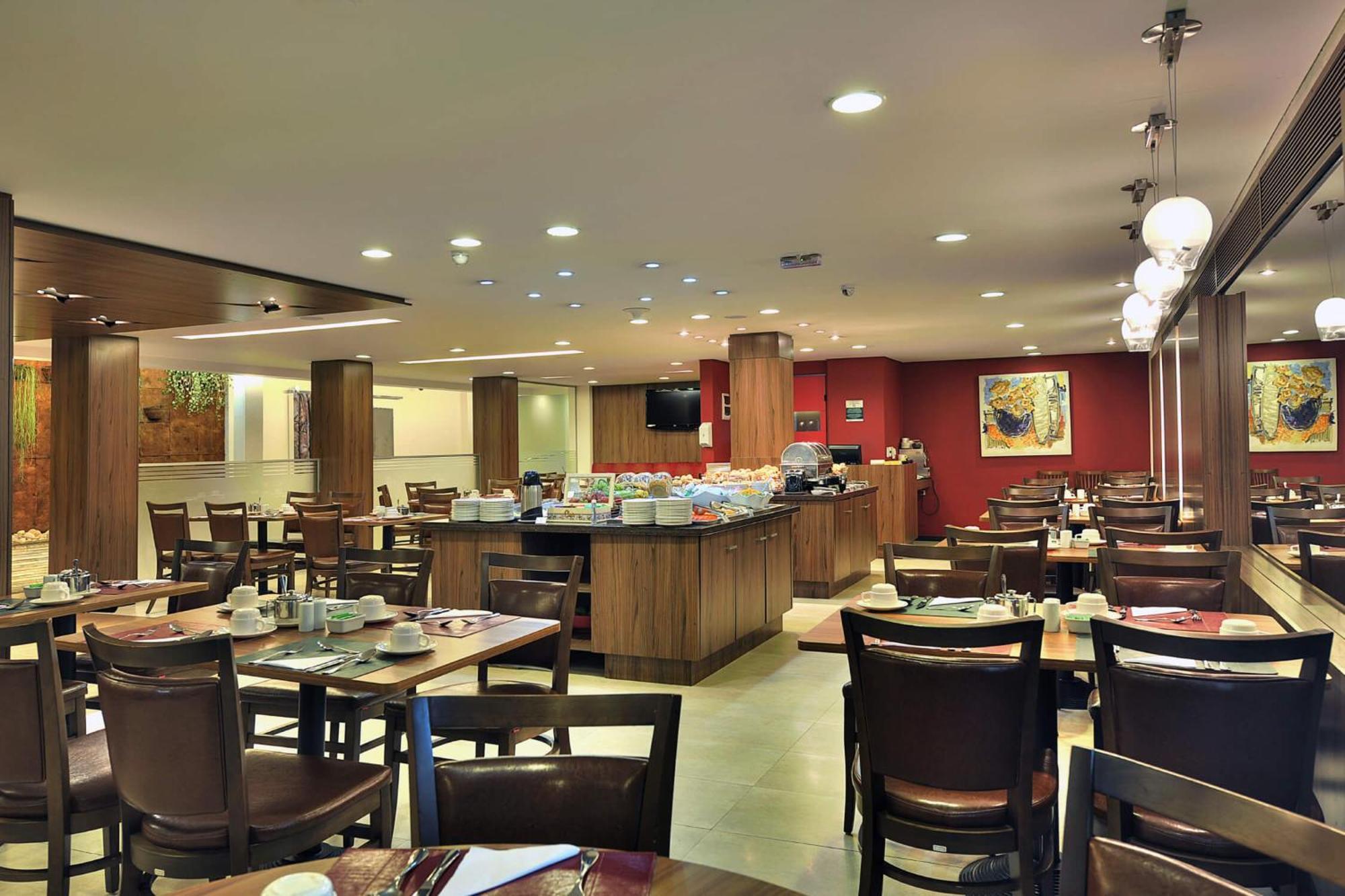 Hotel Deville Curitiba Dış mekan fotoğraf