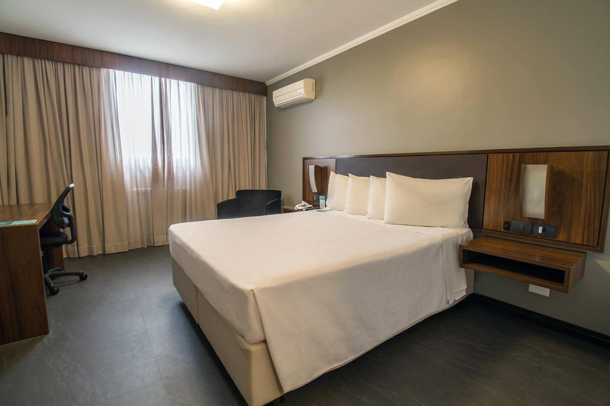 Hotel Deville Curitiba Dış mekan fotoğraf