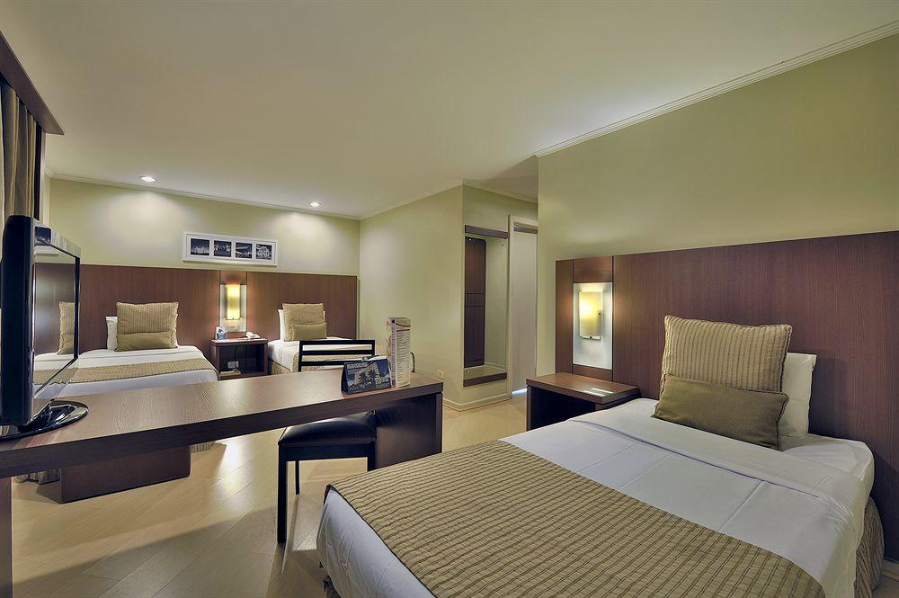 Hotel Deville Curitiba Dış mekan fotoğraf