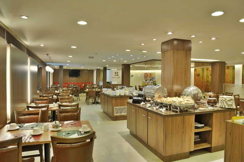 Hotel Deville Curitiba Dış mekan fotoğraf